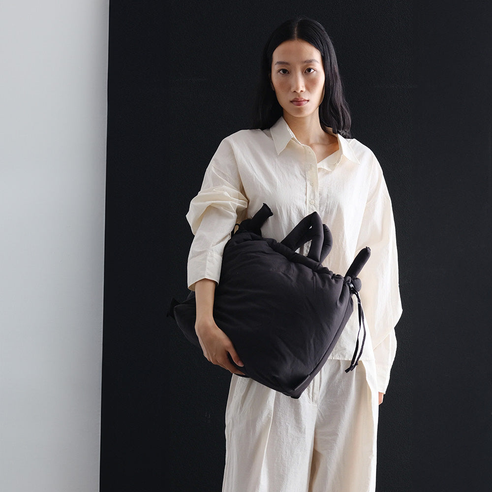 軽量で快適な使い心地 4way仕様のバッグ OLEND Ona Soft Bag – MAG