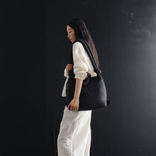 画像をギャラリービューアに読み込む, 軽量で快適な使い心地 4way仕様のバッグ OLEND Ona Soft Bag
