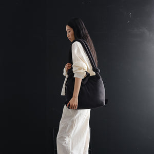 軽量で快適な使い心地 4way仕様のバッグ OLEND Ona Soft Bag