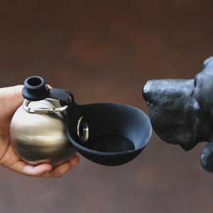 デザイン性と機能性が融合した、球体型のステンレスウォーターボトル Orb Bottle（オーブボトル）