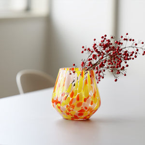ドリッピングアートのような色鮮やかなガラスのフラワーベース PALETTE VASE（パレット ベース）