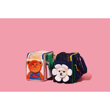 画像をギャラリービューアに読み込む, 便利な4WAY仕様と抜群の通気性 PETHROOM × wiggle wiggle ペットキャリーバッグ
