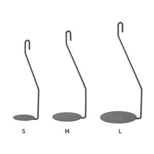 フラワーベースなどをのせてディスプレイを楽しむ PLOP HANGING PLATE（プロップ ハンギングプレート）
