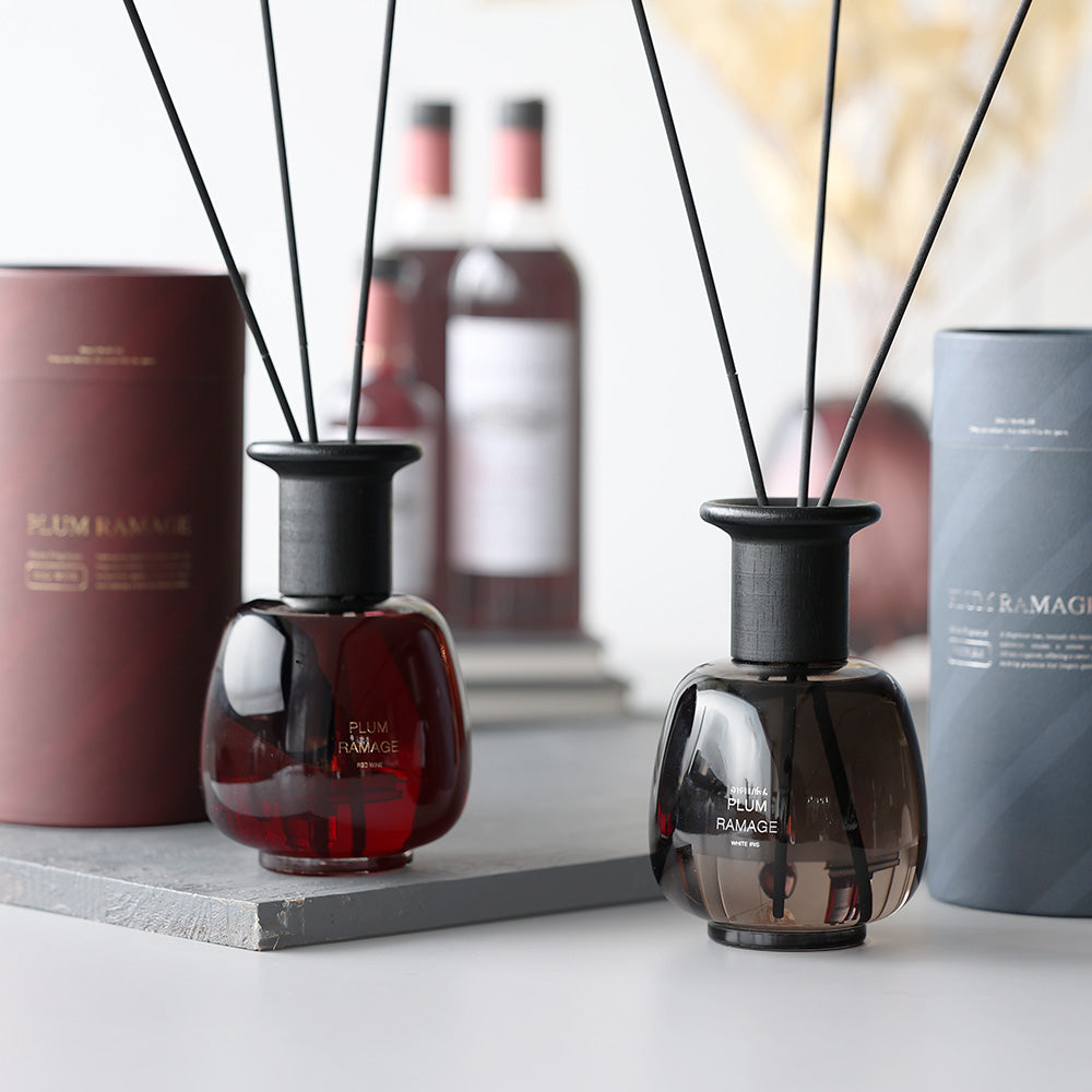 高級ワインを思わせる芳醇な香りが特徴のリードディフューザー PLUM RAMAGE（プラム ラマージュ）