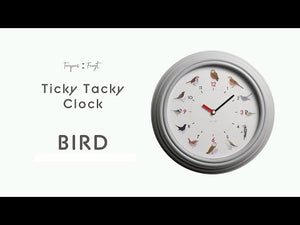 様々な動物たちの可愛らしい鳴き声が響き渡るユニークな掛け時計 TICKY TACKY CLOCK（ティッキー タッキー クロック）