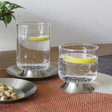 画像をギャラリービューアに読み込む, 【予約商品】ステンレスのエッジの効いた、モダンなガラスカップ qon cup（クオン カップ）
