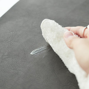 レザーの風合いを再現したランチョンマット RECYCLABLE PLACEMAT PU LEATHER（リサイクラブル プレイスマット PUレザー）