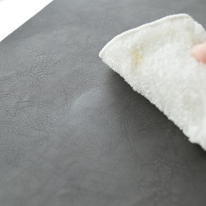 レザーの風合いを再現したランチョンマット RECYCLABLE PLACEMAT PU LEATHER（リサイクラブル プレイスマット PUレザー）