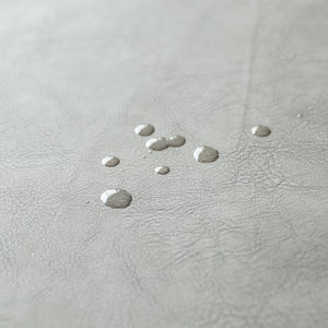 レザーの風合いを再現したランチョンマット RECYCLABLE PLACEMAT PU LEATHER（リサイクラブル プレイスマット PUレザー）