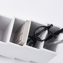 画像をギャラリービューアに読み込む, 家の中で見失いがちなリモコンの居場所が決まる Remococo（リモココ）
