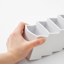 画像をギャラリービューアに読み込む, 家の中で見失いがちなリモコンの居場所が決まる Remococo（リモココ）
