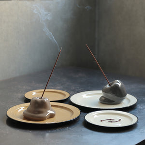 壁掛けもできる 溶けたりんごのオブジェ Robben（ロッペン）