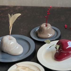 壁掛けもできる 溶けたりんごのオブジェ Robben（ロッペン）