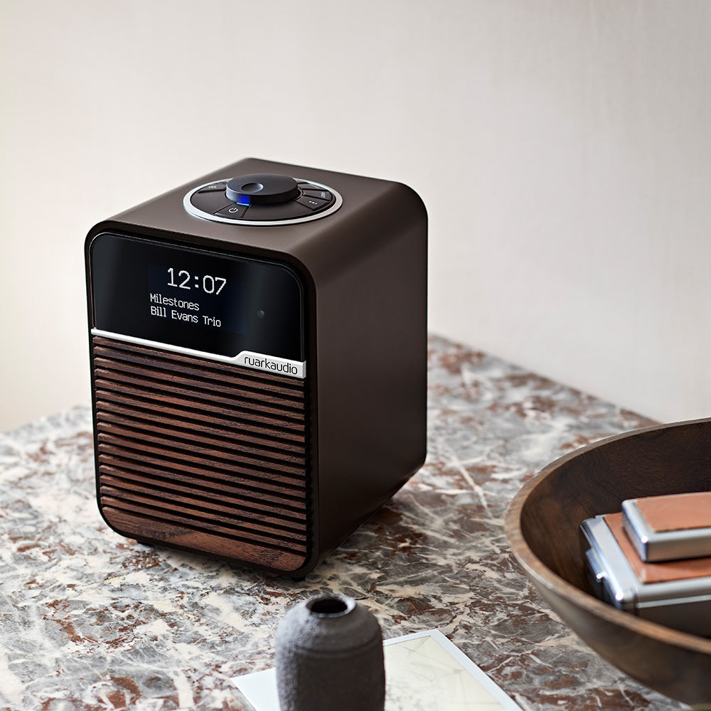 コンパクトなボディから放たれる高音質サウンド Ruarkaudio「R1mk4