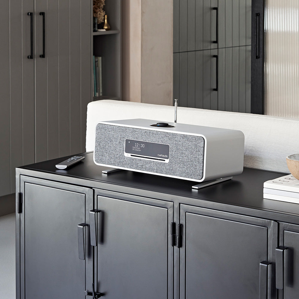 新品未使用 デジタル音が楽器の様な音色になる不思議なスピーカースタンドROCA 新品未使用 デジタル音が楽器の様な音色になる不思議なスピーカー