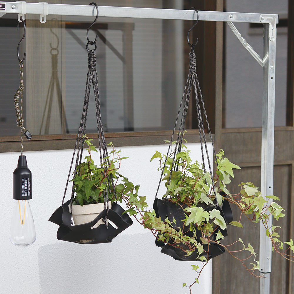ラバー素材とパラコードを組み合わせたプラントハンガー RUBBER POT HANGER（ラバーポットハンガー）