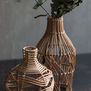 【予約商品】ラタン編みのナチュラルな魅力で、異国雰囲気をそっと奏でるフラワーベースカバー Sadio Tiny（サディオ タイニー）