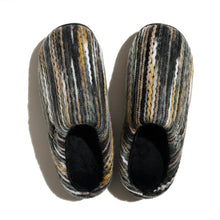 画像をギャラリービューアに読み込む, 不思議な温もりと異質な存在感を演出する SUBU（スブ）DOTS VIVID MOSAIC
