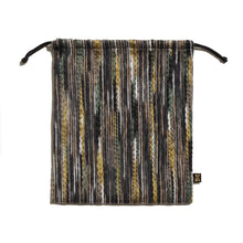 画像をギャラリービューアに読み込む, 不思議な温もりと異質な存在感を演出する SUBU（スブ）DOTS VIVID MOSAIC
