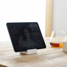 画像をギャラリービューアに読み込む, 場所をとりがちなタブレットスタンドをコンパクトにした Tabcoco（タブココ）
