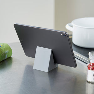 場所をとりがちなタブレットスタンドをコンパクトにした Tabcoco（タブココ）