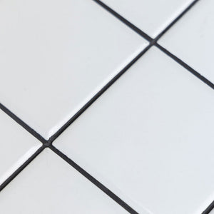 本物のタイルを貼り込んだ テラ サイドテーブル キューブ型