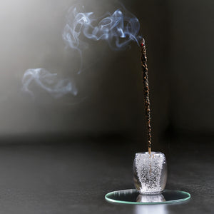 まるでアート作品のようなインセンススタンド The Bubble Incense Stand