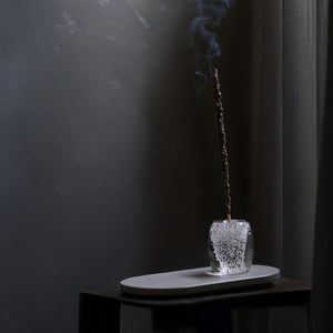 まるでアート作品のようなインセンススタンド The Bubble Incense Stand