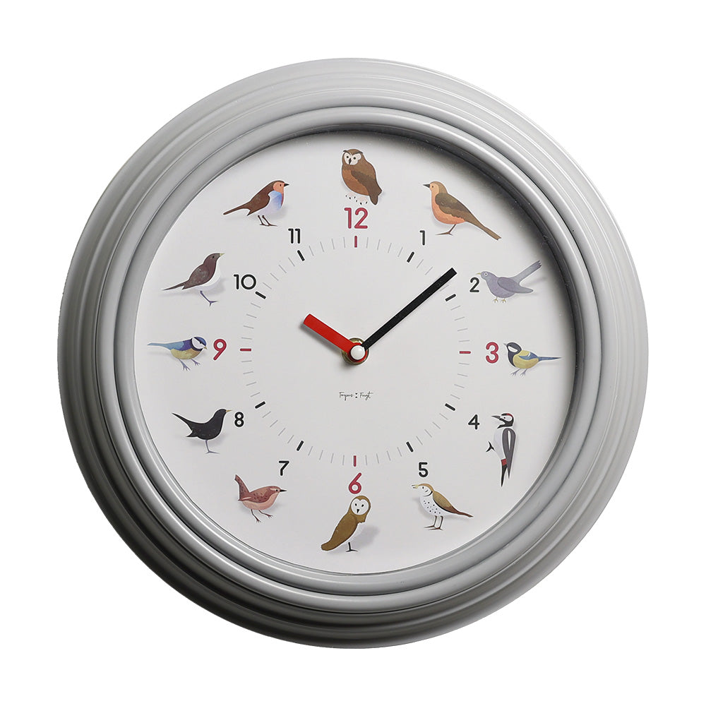 様々な動物たちの可愛らしい鳴き声が響き渡るユニークな掛け時計 TICKY TACKY CLOCK（ティッキー タッキー クロック）