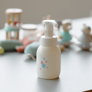 こどもとおもちゃに優しい 天然由来成分のおもちゃ洗剤 TOY SHAMPOO（トイ シャンプー)
