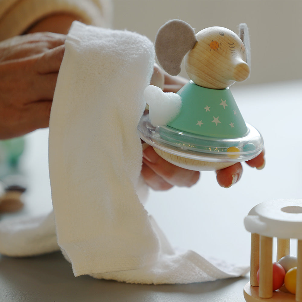 こどもとおもちゃに優しい 天然由来成分のおもちゃ洗剤 TOY SHAMPOO