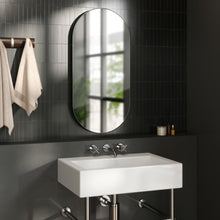 画像をギャラリービューアに読み込む, 丸みを帯びた縦長フォルムが特徴の高さ91cmのウォールミラー Umbra（アンブラ）フーバ ピル ミラー 91x45cm
