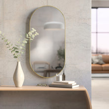 画像をギャラリービューアに読み込む, 丸みを帯びた縦長フォルムが特徴の高さ91cmのウォールミラー Umbra（アンブラ）フーバ ピル ミラー 91x45cm
