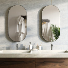 画像をギャラリービューアに読み込む, 丸みを帯びた縦長フォルムが特徴の高さ91cmのウォールミラー Umbra（アンブラ）フーバ ピル ミラー 91x45cm
