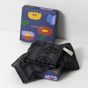 専用パッケージ入り WARMGREY TAIL の HAND CLOTH（ハンドクロス）