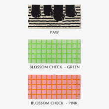 画像をギャラリービューアに読み込む, 耐久性に優れ毛羽立ちも少ない WARMGREY TAIL の BIG TOWEL（ビッグタオル）
