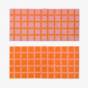 耐久性に優れ毛羽立ちも少ない WARMGREY TAIL の BIG TOWEL（ビッグタオル）