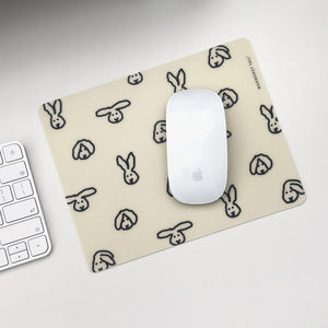 ラビットイラストのマウスパッド WARMGREY TAIL の BUNNY BUNNY MOUSE PAD