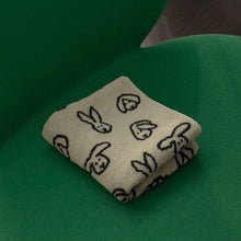 画像をギャラリービューアに読み込む, 耐久性に優れ毛羽立ちも少ない WARMGREY TAIL の FACE TOWEL（フェイスタオル）
