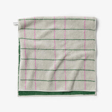 画像をギャラリービューアに読み込む, 耐久性に優れ毛羽立ちも少ない WARMGREY TAIL の FACE TOWEL（フェイスタオル）
