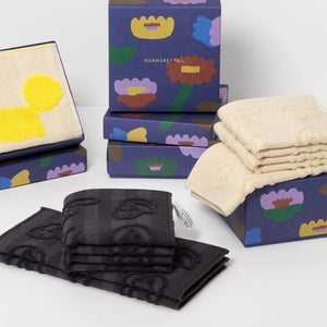 専用パッケージ入り WARMGREY TAIL の HAND CLOTH（ハンドクロス）