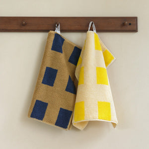 耐久性に優れ 毛羽立ちも少ない WARMGREY TAIL の HAND TOWEL（ハンドタオル）