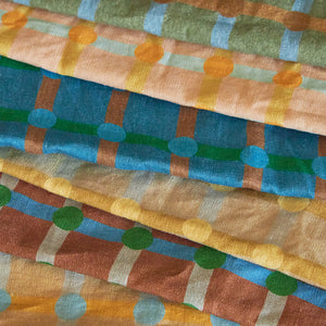 最高品質のリネン・コットン混紡生地を使用した WARMGREY TAIL の KITCHEN CLOTH 2（キッチンクロス）