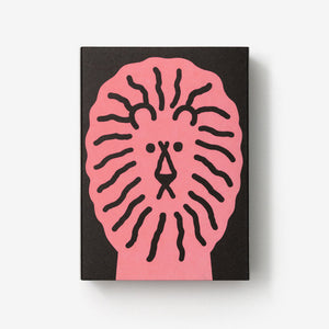ライオンのイラストがプリントされたスポンジ WARMGREY TAIL の LION DISH SPONGE