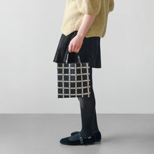 画像をギャラリービューアに読み込む, ミニサイズのトートバッグ WARMGREY TAILのMINI BAG
