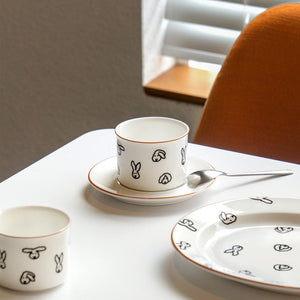 優れた保温性、並外れた耐久性のあるマグカップ WARMGREY TAIL の MUG & SAUCER（マグ&ソーサー）