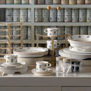 優れた保温性、並外れた耐久性のある WARMGREY TAIL の OVAL PLATE（オーバルプレート）