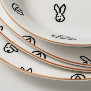 優れた保温性、並外れた耐久性のある WARMGREY TAIL の OVAL PLATE（オーバルプレート）