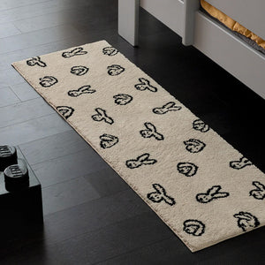 耐久性に優れ、お部屋に美しい雰囲気を添える WARMGREY TAIL の RUG（ラグ）140x45cm