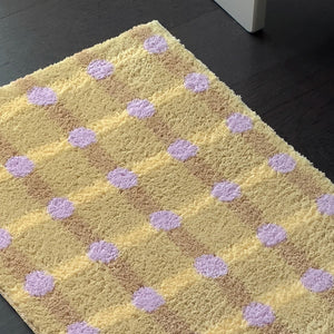 耐久性に優れ、お部屋に美しい雰囲気を添える WARMGREY TAIL の RUG（ラグ）